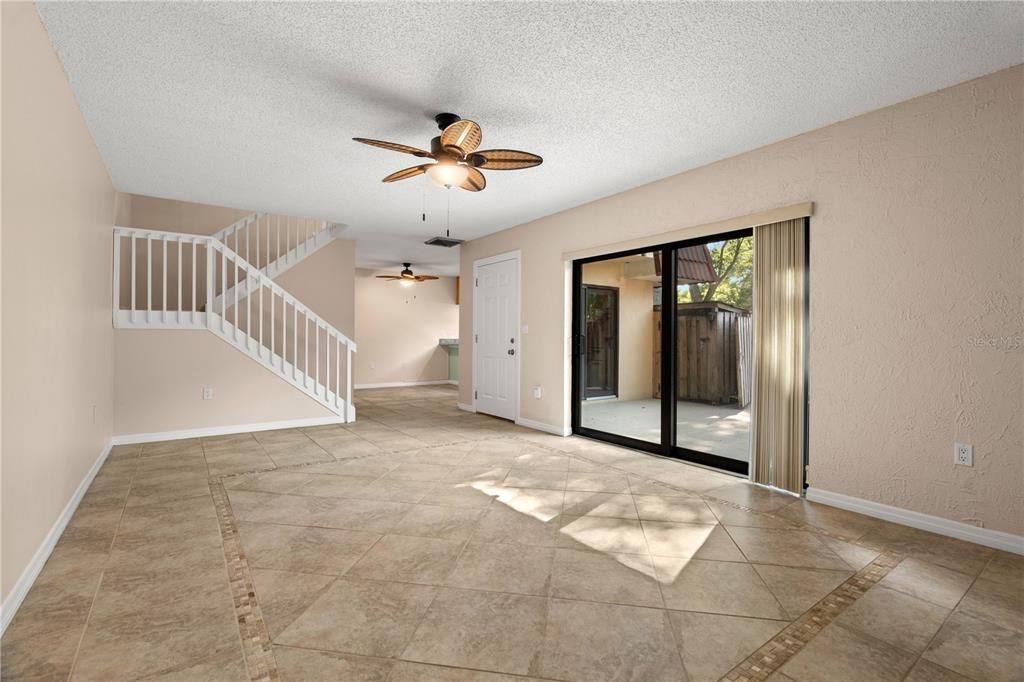 В аренду: $2,200 (2 спален, 2 ванн, 1344 Квадратных фут)