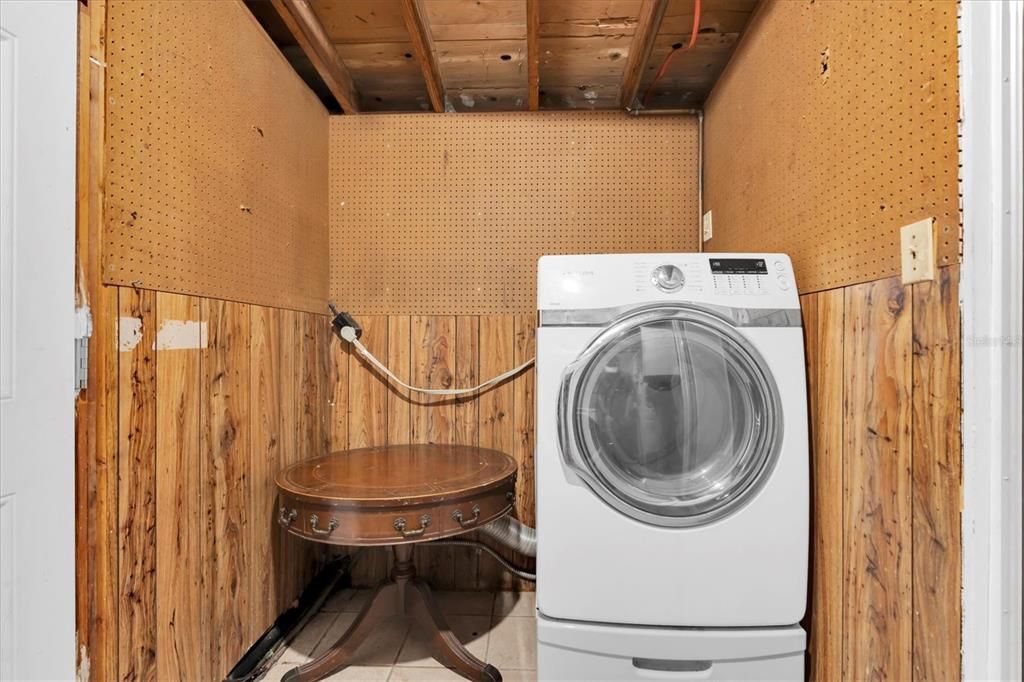 待售: $375,000 (2 贝兹, 2 浴室, 1291 平方英尺)