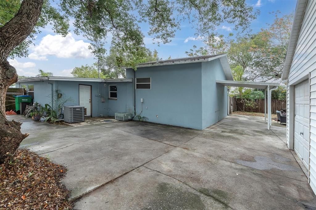 待售: $375,000 (2 贝兹, 2 浴室, 1291 平方英尺)