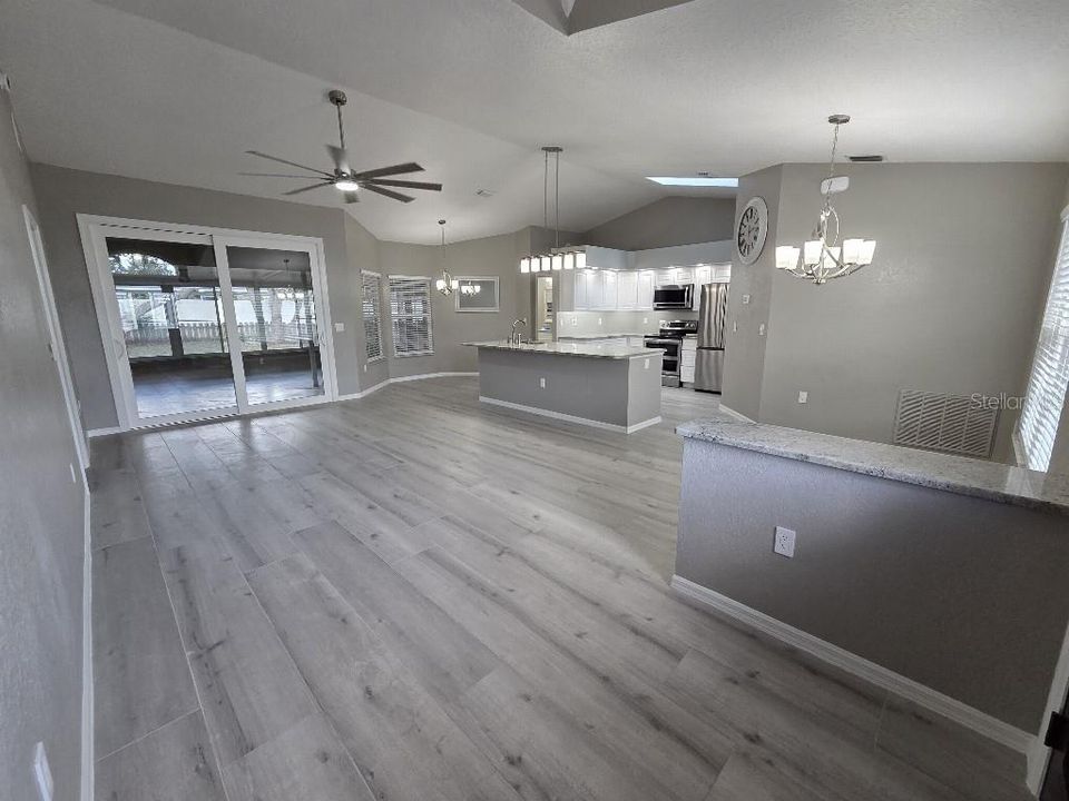 待售: $324,999 (3 贝兹, 2 浴室, 1438 平方英尺)