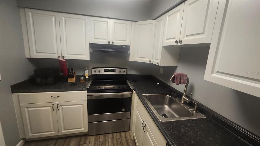 В аренду: $1,500 (1 спален, 1 ванн, 750 Квадратных фут)