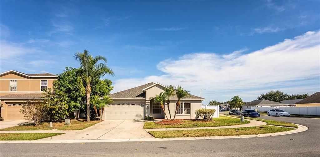 В аренду: $1,995 (3 спален, 2 ванн, 1510 Квадратных фут)