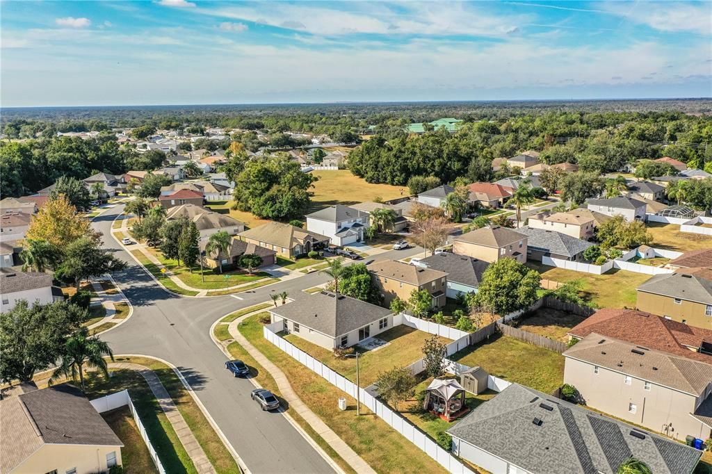 В аренду: $1,995 (3 спален, 2 ванн, 1510 Квадратных фут)