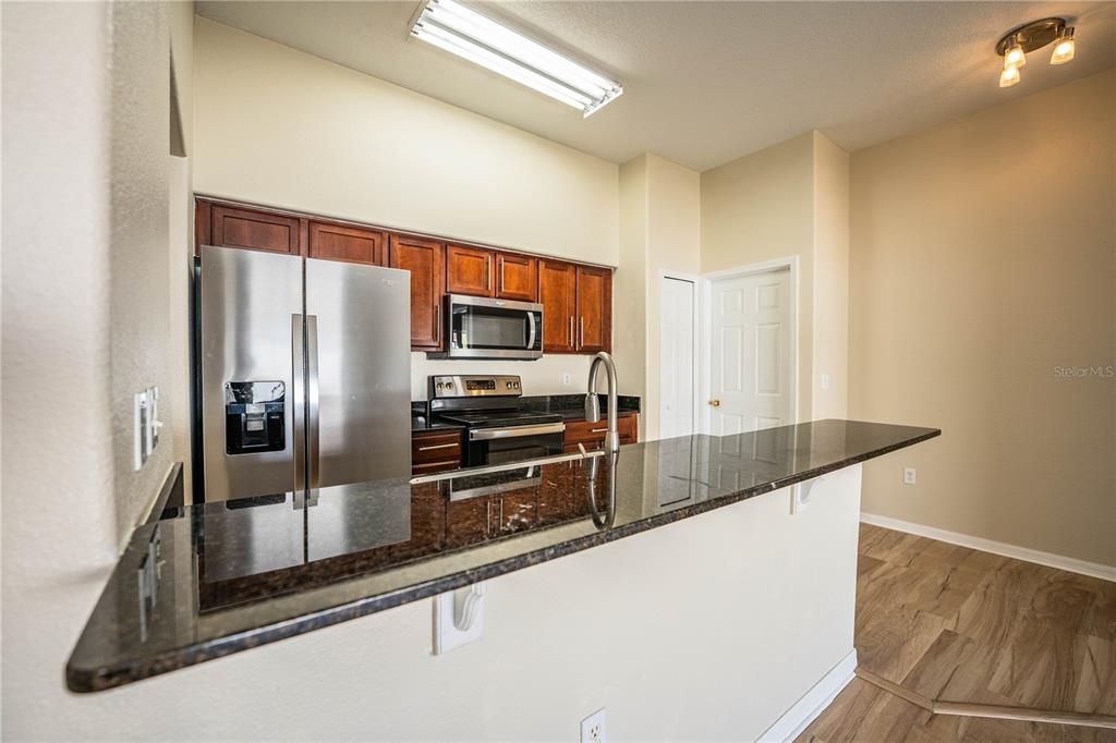 В аренду: $1,995 (3 спален, 2 ванн, 1510 Квадратных фут)