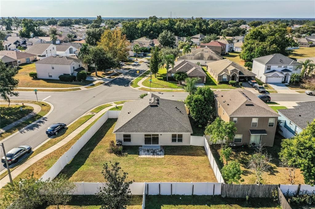 В аренду: $1,995 (3 спален, 2 ванн, 1510 Квадратных фут)