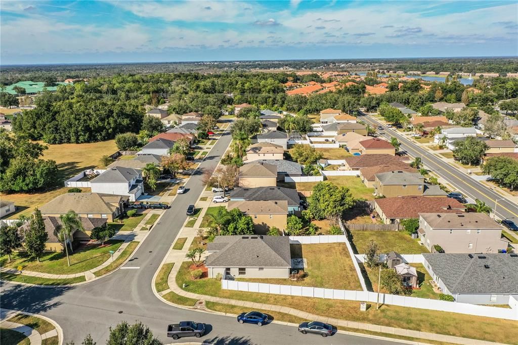 В аренду: $1,995 (3 спален, 2 ванн, 1510 Квадратных фут)