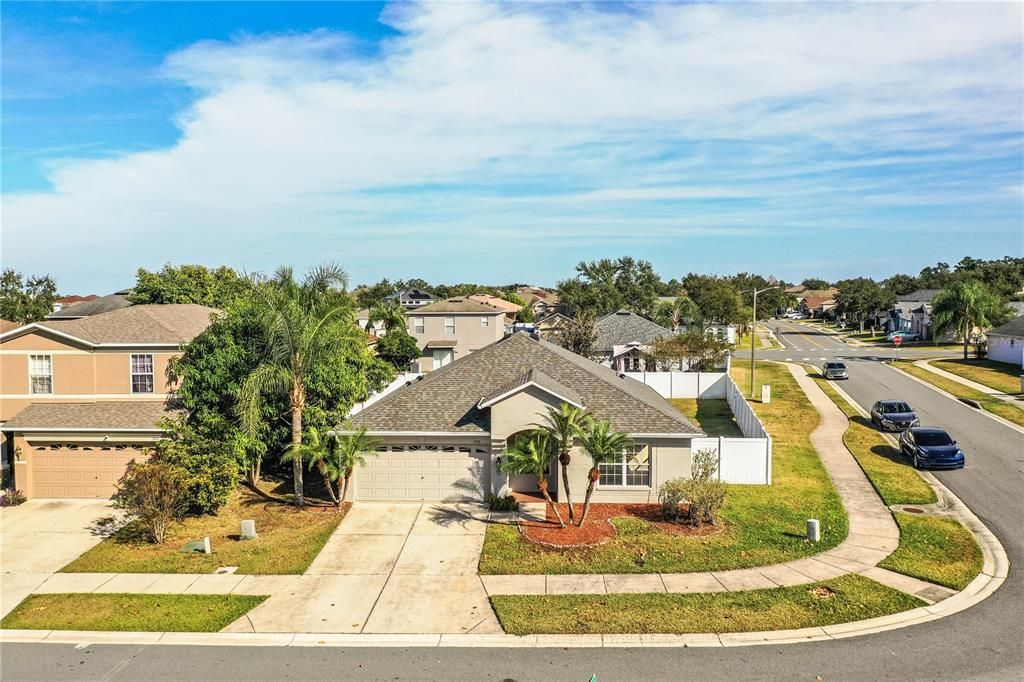 В аренду: $1,995 (3 спален, 2 ванн, 1510 Квадратных фут)