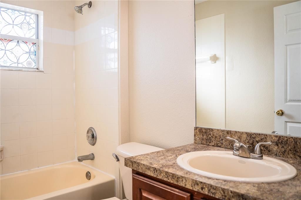 В аренду: $1,995 (3 спален, 2 ванн, 1510 Квадратных фут)