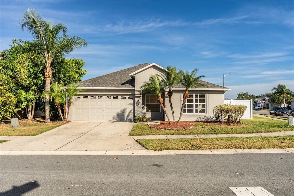 В аренду: $1,995 (3 спален, 2 ванн, 1510 Квадратных фут)