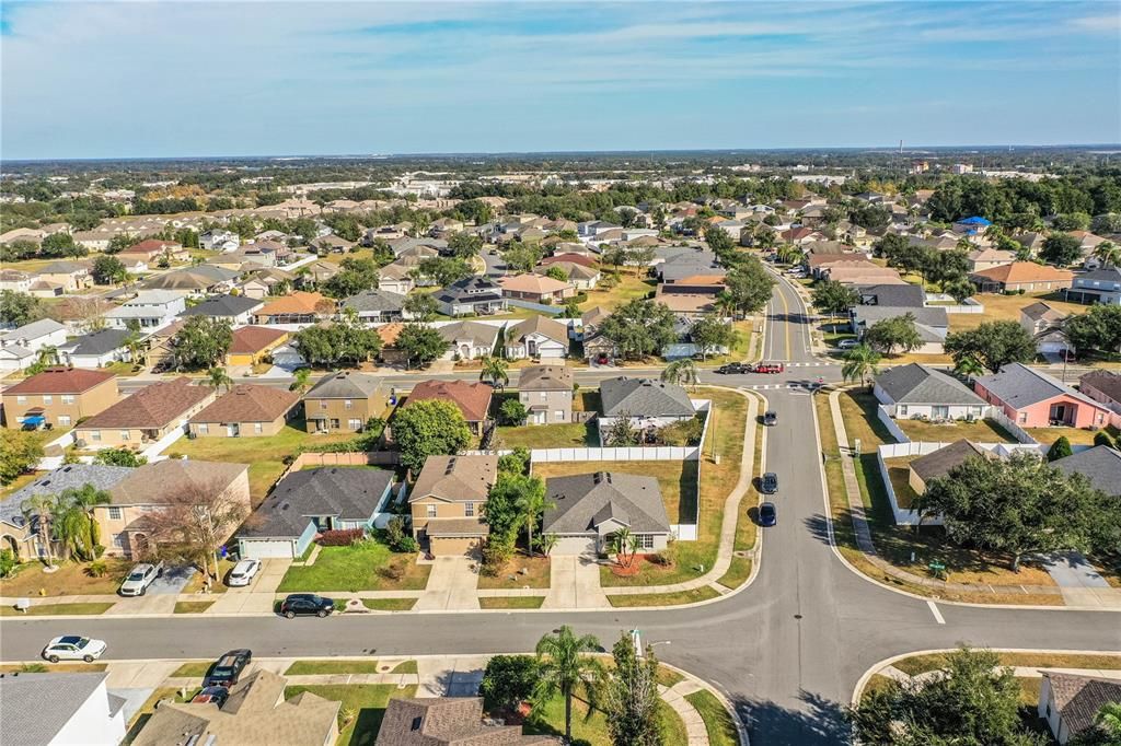 В аренду: $1,995 (3 спален, 2 ванн, 1510 Квадратных фут)