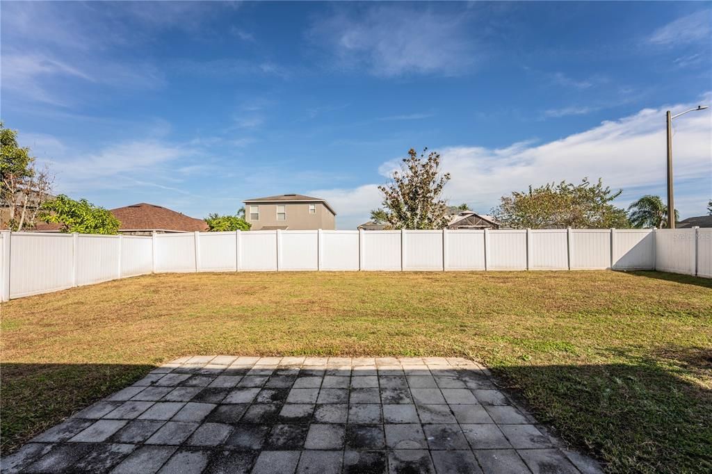 В аренду: $1,995 (3 спален, 2 ванн, 1510 Квадратных фут)