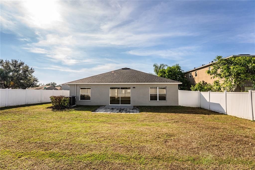 В аренду: $1,995 (3 спален, 2 ванн, 1510 Квадратных фут)