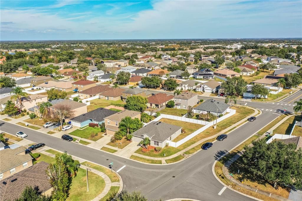 В аренду: $1,995 (3 спален, 2 ванн, 1510 Квадратных фут)