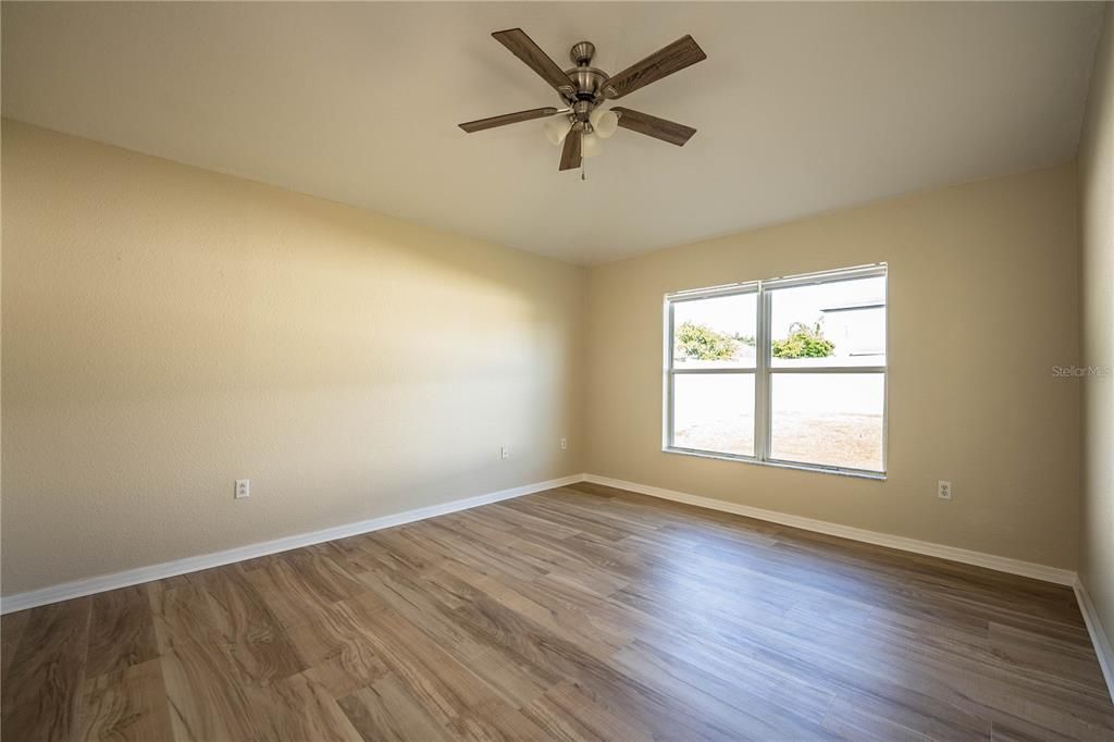 В аренду: $1,995 (3 спален, 2 ванн, 1510 Квадратных фут)