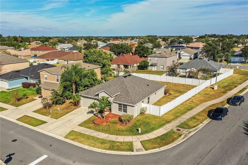 В аренду: $1,995 (3 спален, 2 ванн, 1510 Квадратных фут)