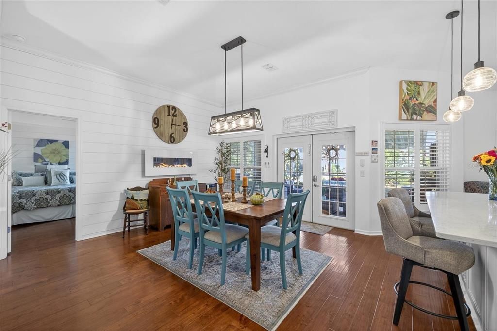 For Sale: $445,900 (3 beds, 2 baths, 1884 Square Feet)