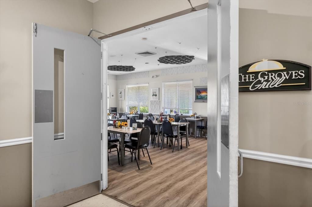 For Sale: $445,900 (3 beds, 2 baths, 1884 Square Feet)