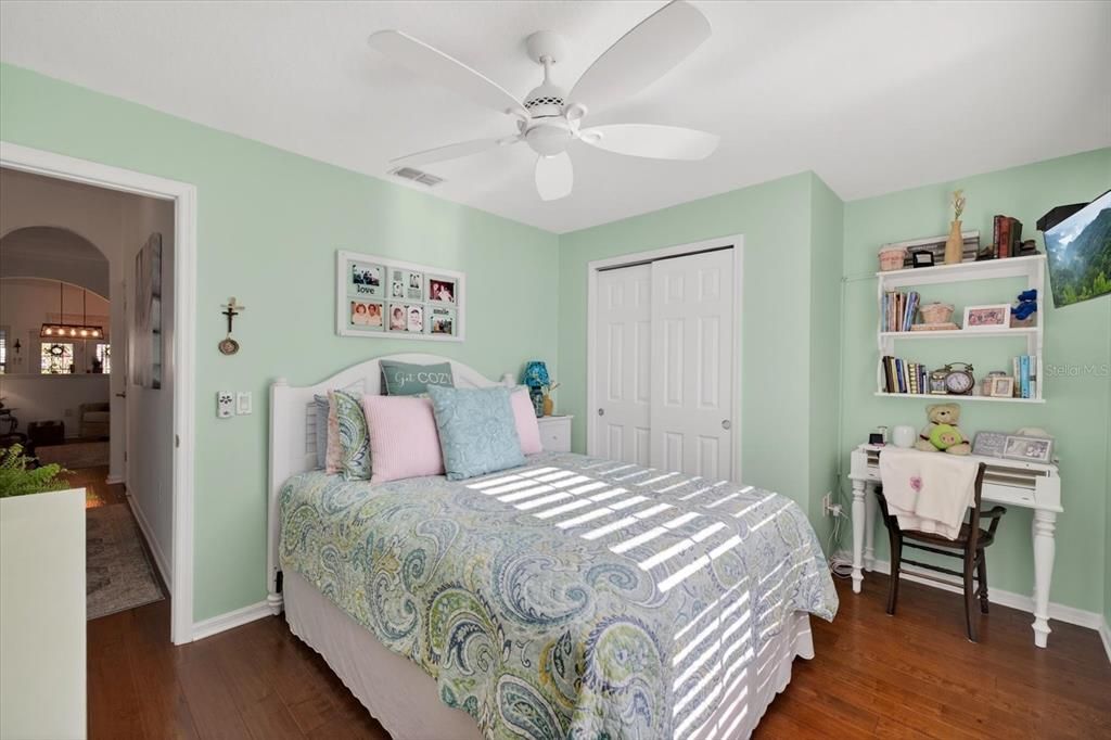 For Sale: $445,900 (3 beds, 2 baths, 1884 Square Feet)