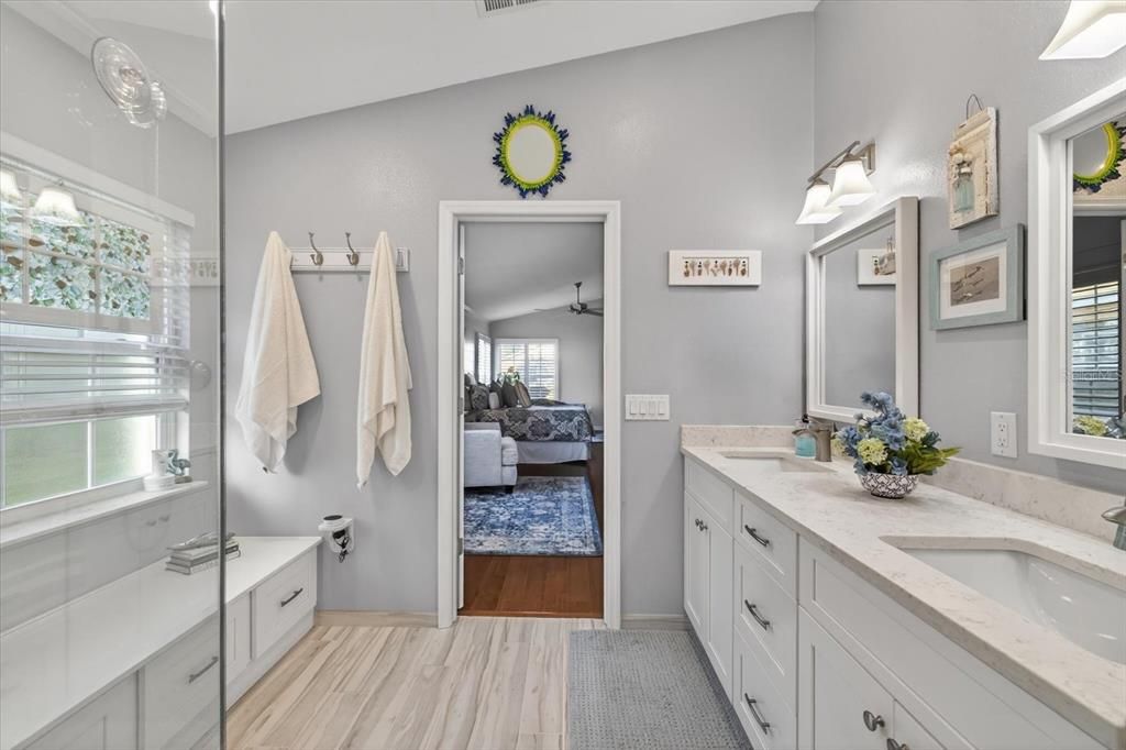 For Sale: $445,900 (3 beds, 2 baths, 1884 Square Feet)