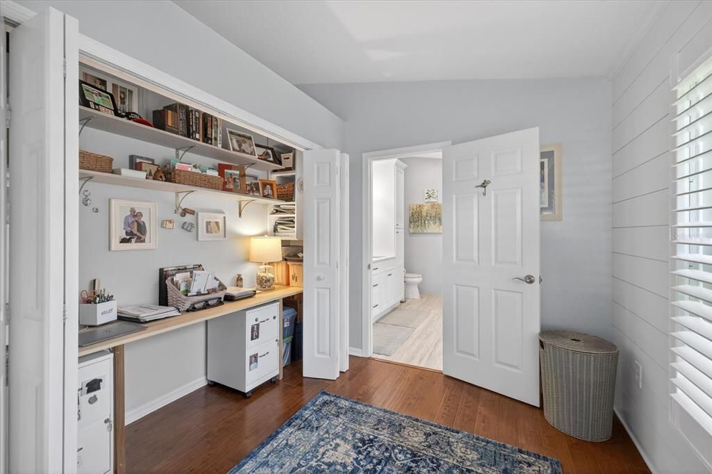 For Sale: $445,900 (3 beds, 2 baths, 1884 Square Feet)