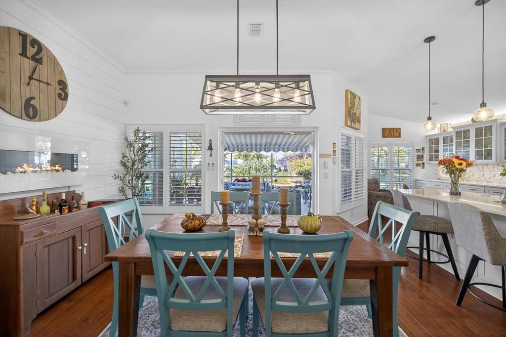 For Sale: $445,900 (3 beds, 2 baths, 1884 Square Feet)