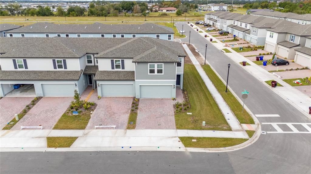 出租: $2,450 (3 贝兹, 2 浴室, 1808 平方英尺)