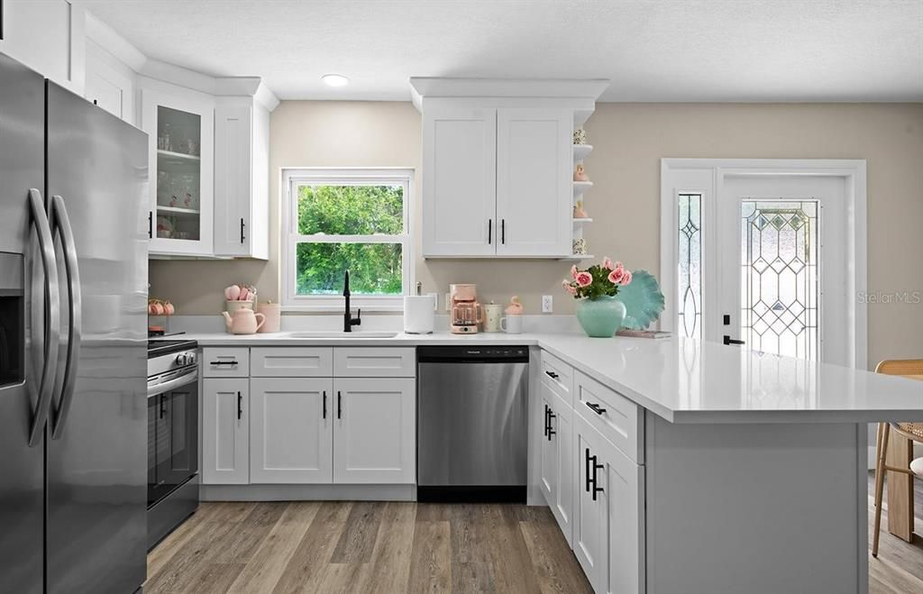 For Sale: $489,000 (4 beds, 3 baths, 1725 Square Feet)