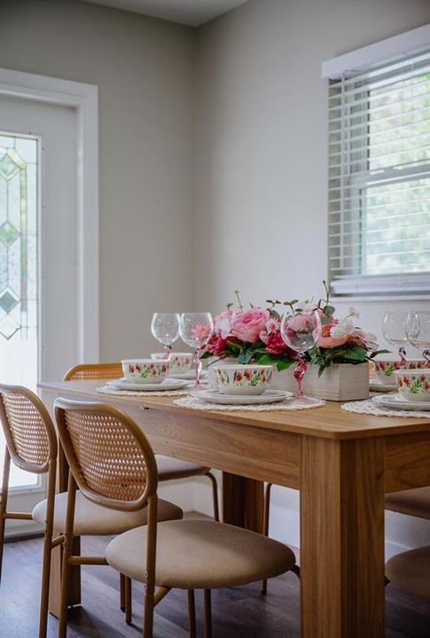 For Sale: $489,000 (4 beds, 3 baths, 1725 Square Feet)