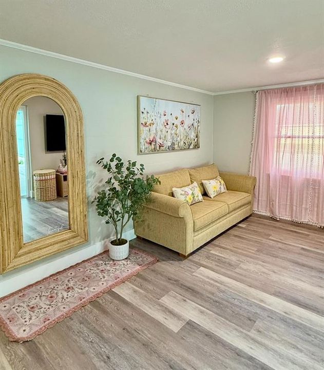 For Sale: $489,000 (4 beds, 3 baths, 1725 Square Feet)