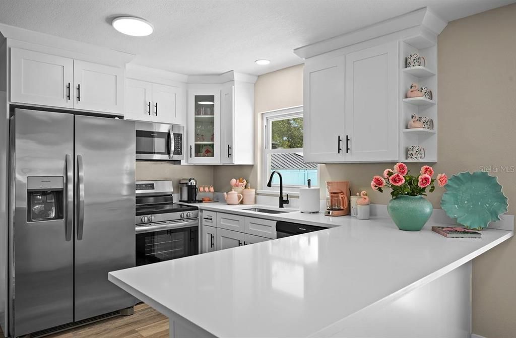 For Sale: $489,000 (4 beds, 3 baths, 1725 Square Feet)