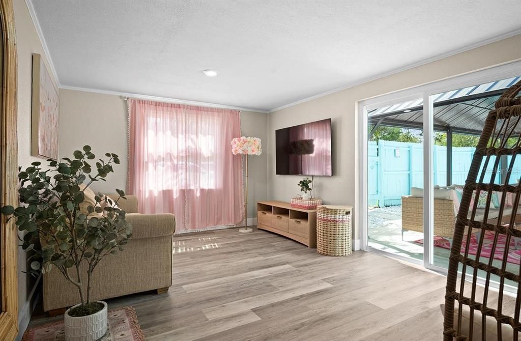 For Sale: $489,000 (4 beds, 3 baths, 1725 Square Feet)