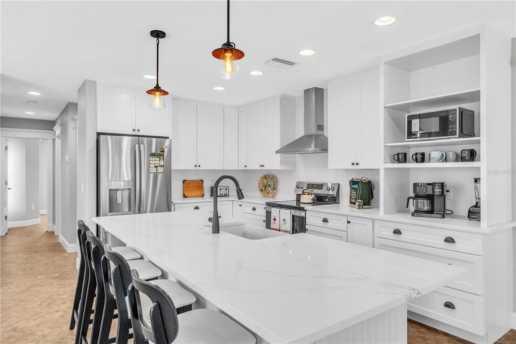 For Sale: $1,450,000 (3 beds, 2 baths, 1552 Square Feet)