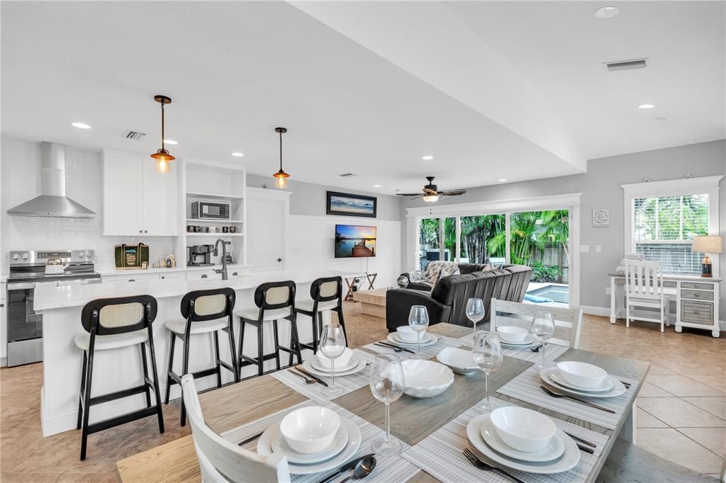 For Sale: $1,450,000 (3 beds, 2 baths, 1552 Square Feet)