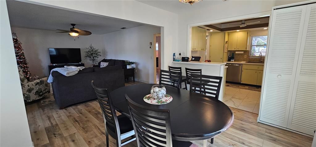 En Renta: $2,200 (2 camas, 2 baños, 1312 Pies cuadrados)