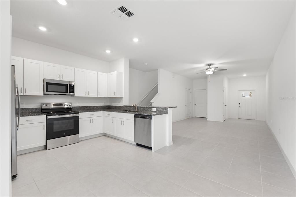 待售: $295,000 (3 贝兹, 2 浴室, 1634 平方英尺)