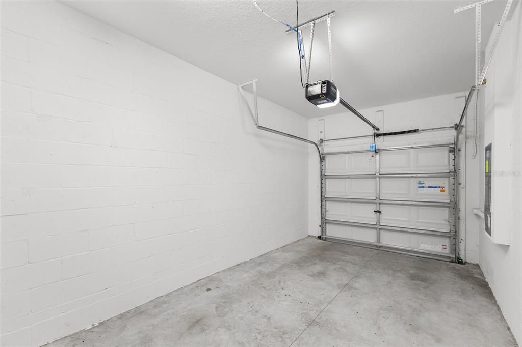 待售: $295,000 (3 贝兹, 2 浴室, 1634 平方英尺)