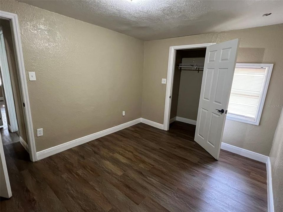 待售: $299,000 (3 贝兹, 2 浴室, 1280 平方英尺)