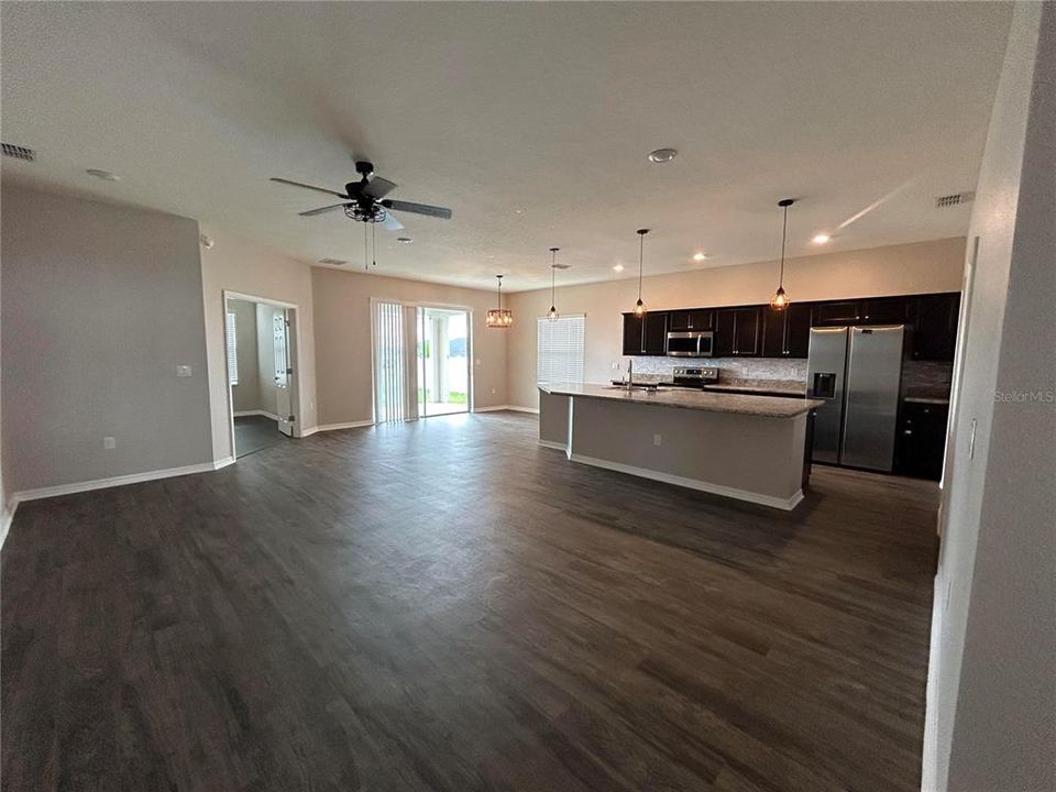 В аренду: $2,150 (4 спален, 2 ванн, 2032 Квадратных фут)