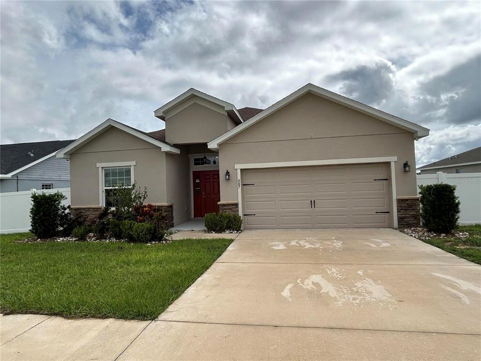 В аренду: $2,150 (4 спален, 2 ванн, 2032 Квадратных фут)