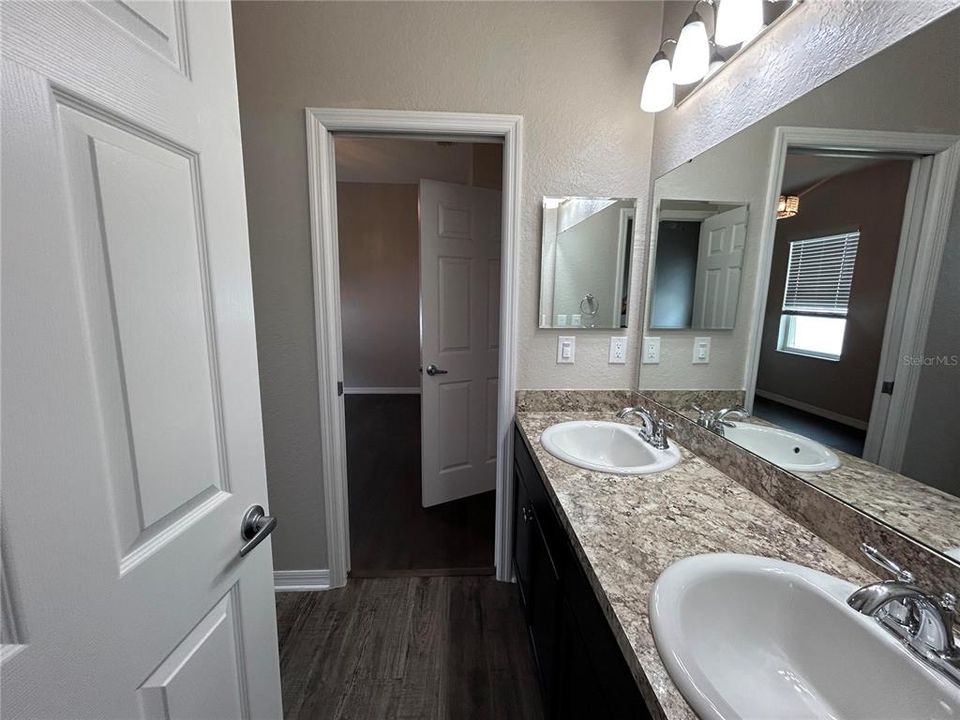 В аренду: $2,150 (4 спален, 2 ванн, 2032 Квадратных фут)