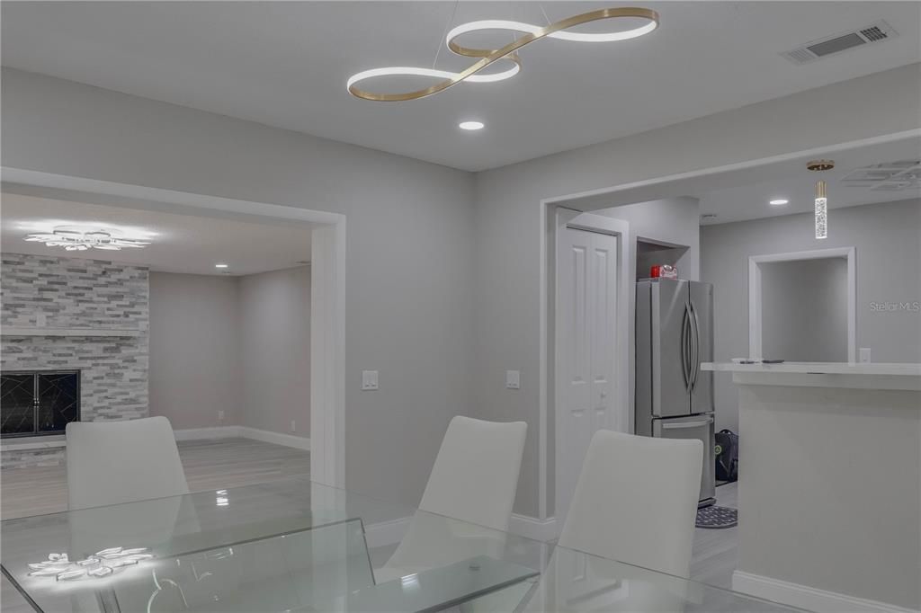 En Venta: $279,000 (2 camas, 2 baños, 1512 Pies cuadrados)