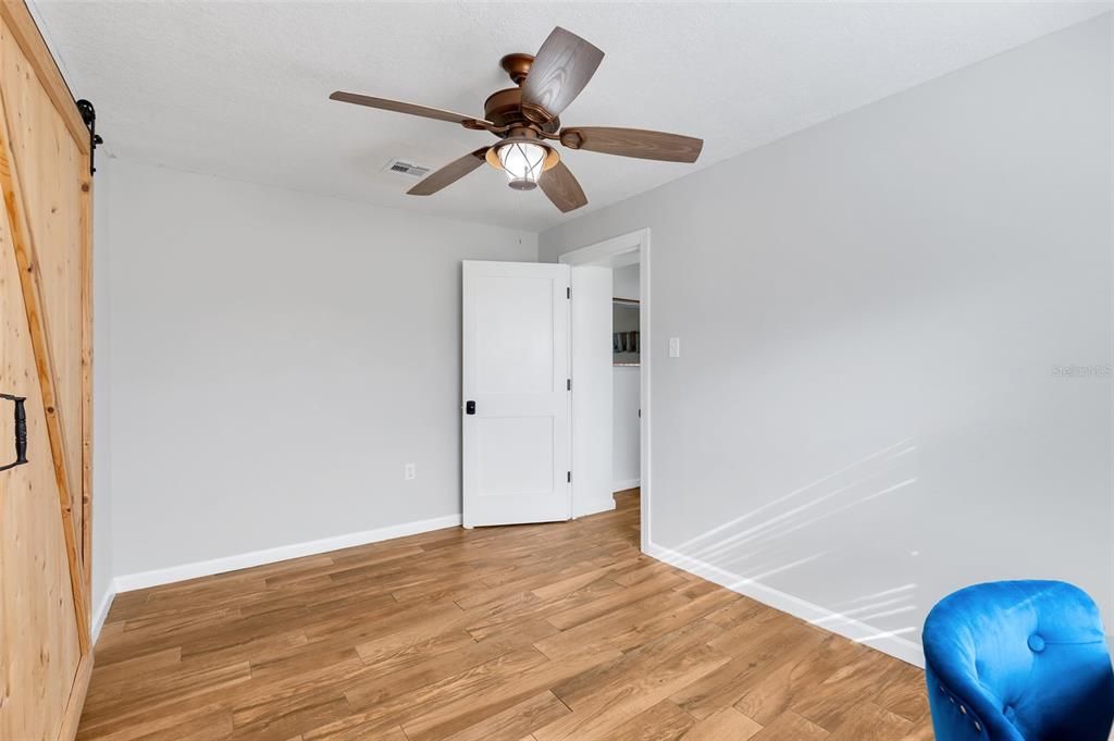 На продажу: $379,000 (3 спален, 2 ванн, 1762 Квадратных фут)