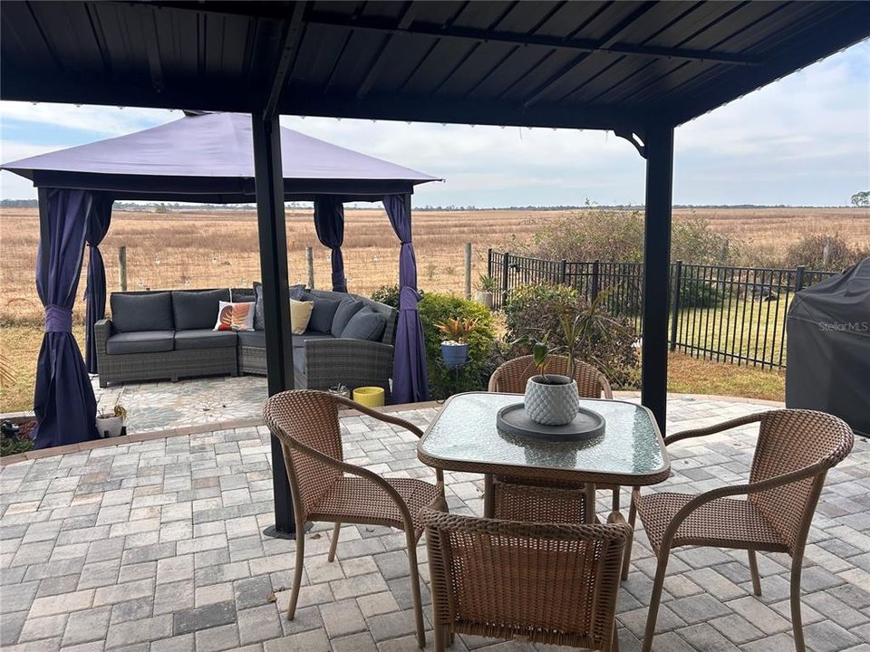 出租: $2,500 (3 贝兹, 2 浴室, 1736 平方英尺)