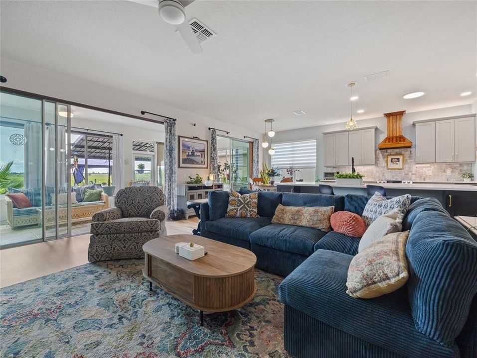 出租: $2,500 (3 贝兹, 2 浴室, 1736 平方英尺)