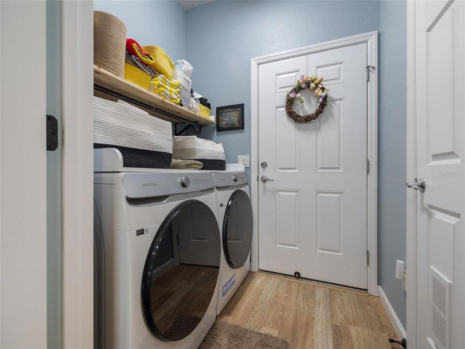 出租: $2,500 (3 贝兹, 2 浴室, 1736 平方英尺)