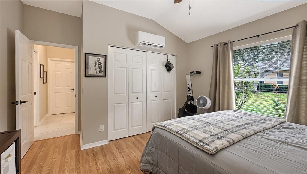 En Venta: $779,900 (4 camas, 3 baños, 2604 Pies cuadrados)