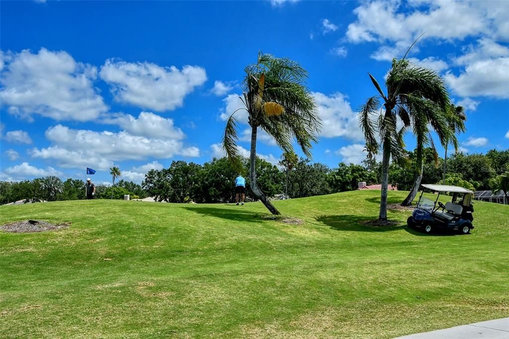 En Venta: $779,900 (4 camas, 3 baños, 2604 Pies cuadrados)