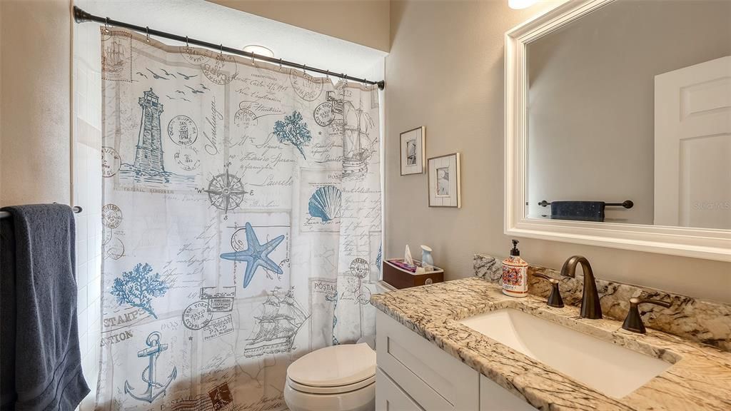 En Venta: $779,900 (4 camas, 3 baños, 2604 Pies cuadrados)