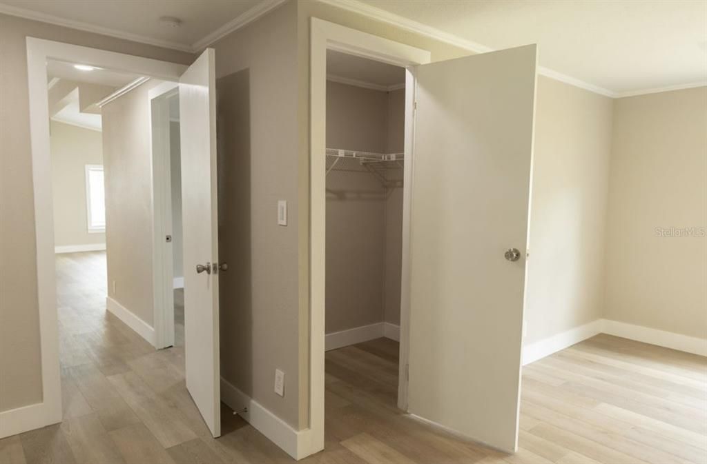 На продажу: $190,000 (2 спален, 2 ванн, 1056 Квадратных фут)