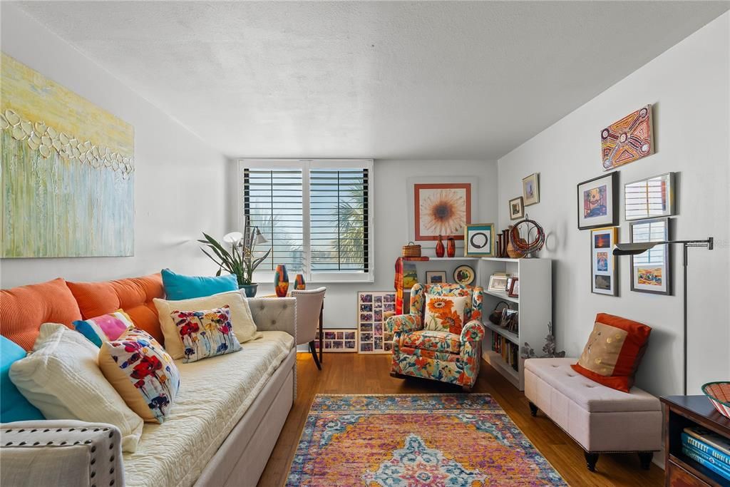 出租: $2,700 (2 贝兹, 2 浴室, 1335 平方英尺)